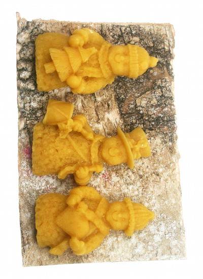 3 sneeuwpopjes op berkenbast